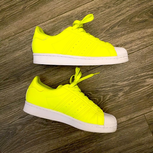 Adidas Superstar - Picture 2 of 6